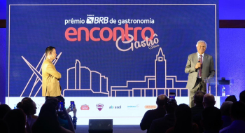 Governador destaca impacto econômico da gastronomia em entrega de premiação
